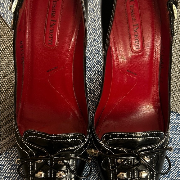 Caesar Paciotti Black Leather Heels. Iconic Dagger Emblem. Size 37 - Picture 9 of 13